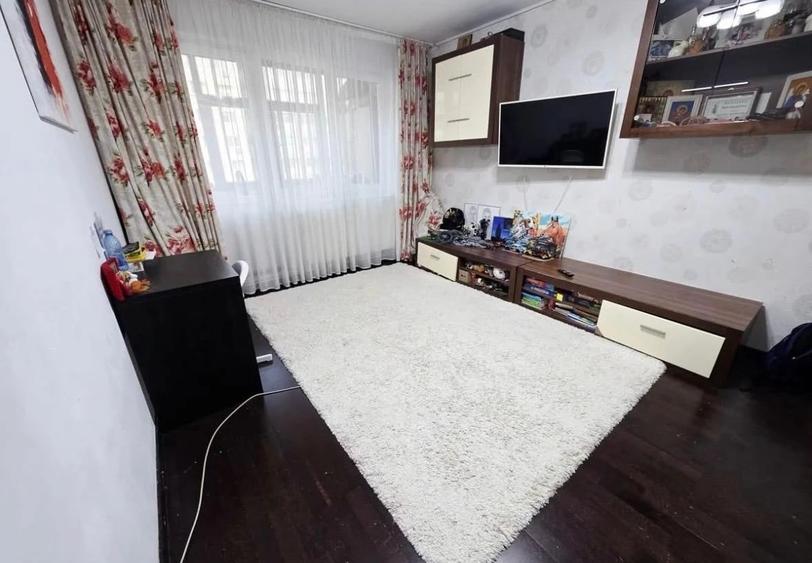 Apartament cu 2 camere decomandat în Alexandru cel Bun