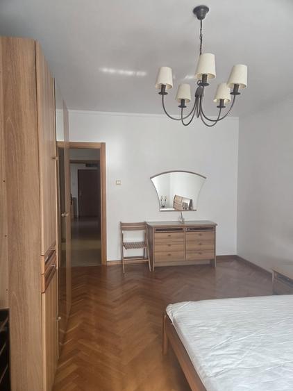 Apartament decomandat în Calea Plevnei
