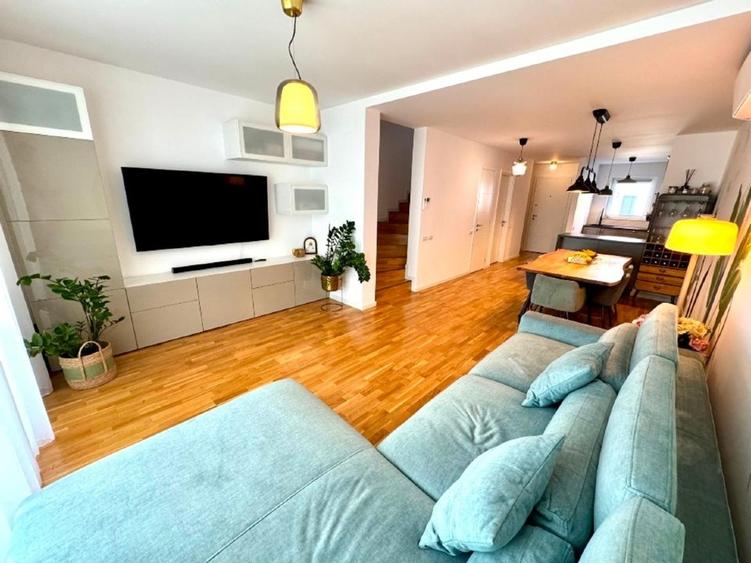 Casă cu 5 camere cu Canalizare în Central