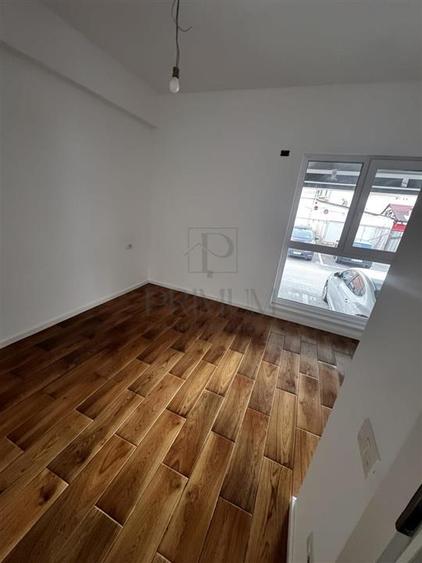 Apartament cu 2 camere semidecomandat, mobilat în Soarelui — fotografia 3