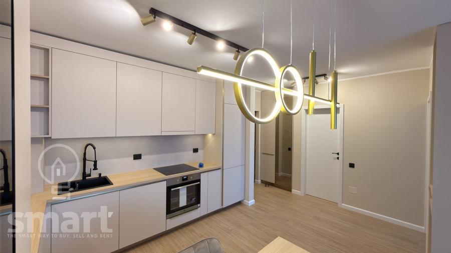 Apartament cu 2 camere semidecomandat, mobilat în Florești
