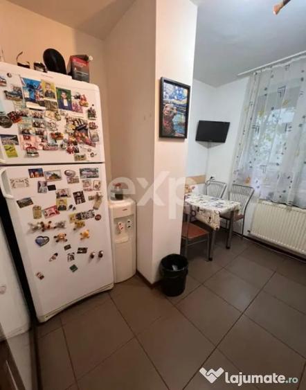 Apartament cu 3 camere decomandat în Negru Vodă