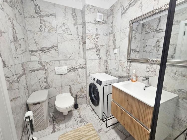 Apartament cu 2 camere semidecomandat în Florești