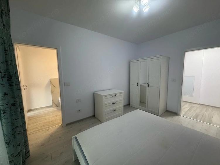 Apartament cu 3 camere decomandat în Aradului