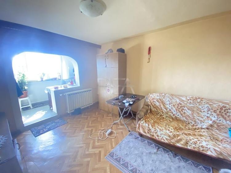 Apartament cu 3 camere decomandat în Rahova