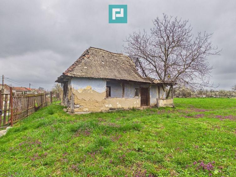 Teren Construcții intravilan de 2777 mp, în Felcheriu