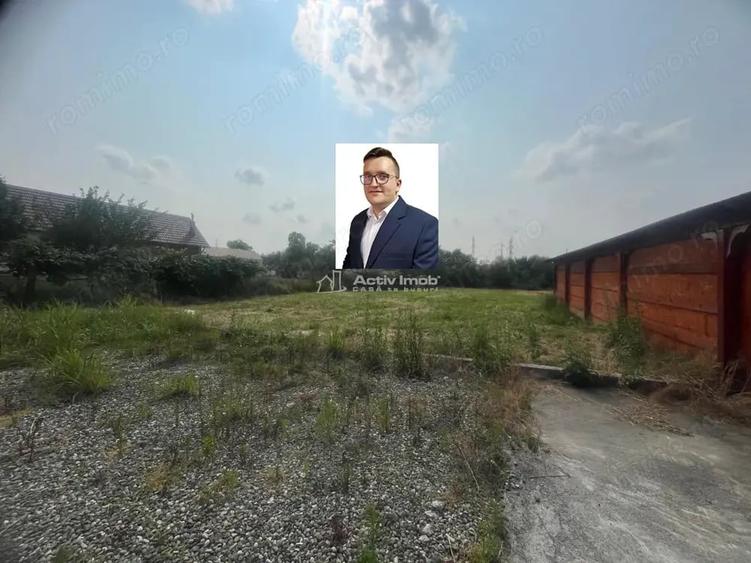 Teren de 1500 mp, în Iaz