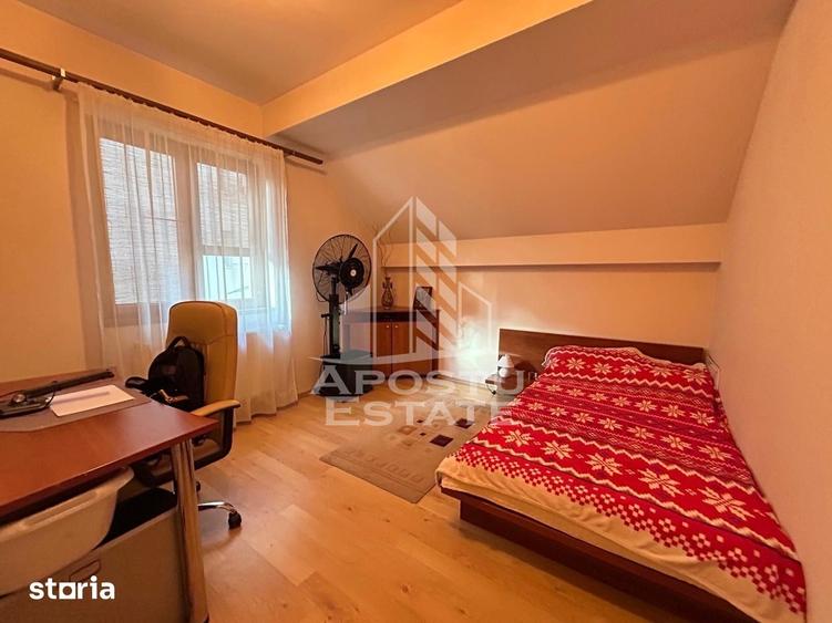 Casă cu 6 camere cu Teren 920 Mp în Odobescu