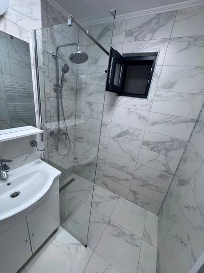 Apartament cu 2 camere semidecomandat în Poarta 6