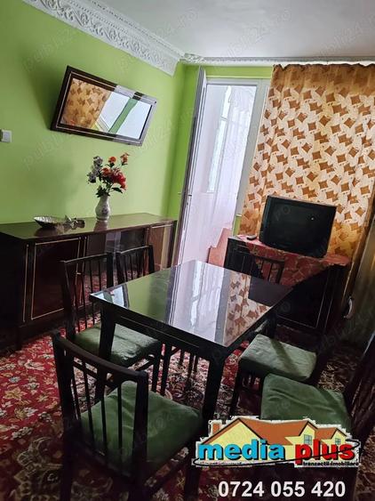 Apartament cu 3 camere semidecomandat în Central