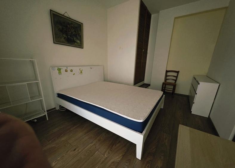 Apartament cu 4 camere nedecomandat, mobilat în Central