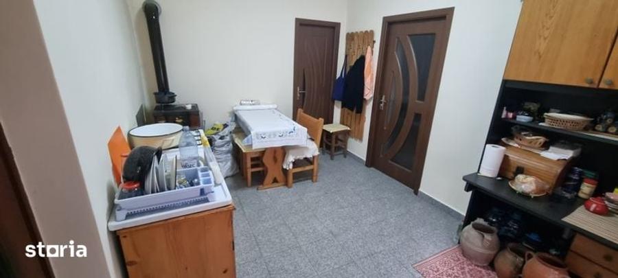Casă cu 3 camere cu Teren 107 Mp în Central