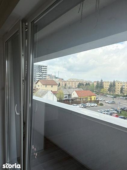Apartament cu 3 camere în Astra