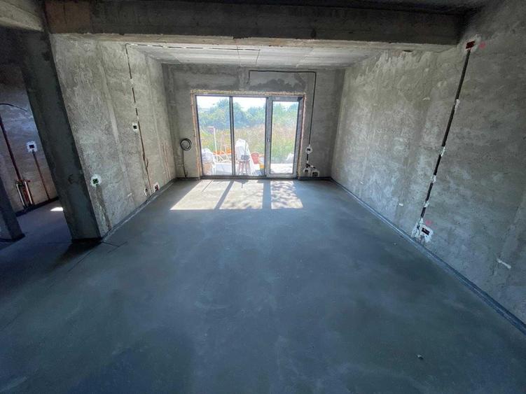 Casă cu 3 camere în Central