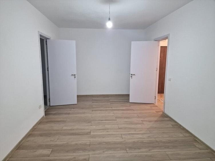 Apartament cu 2 camere semidecomandat în Baba Novac — fotografia 1