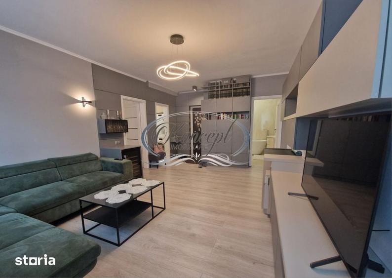 Apartament cu 3 camere semidecomandat în Central