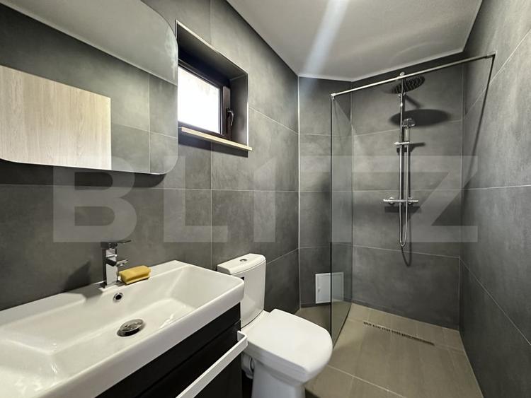 Duplex cu 4 camere cu Canalizare în Cetate