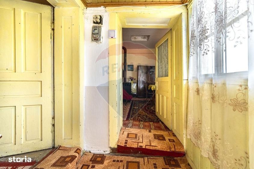 Casă cu 4 camere în Grânari