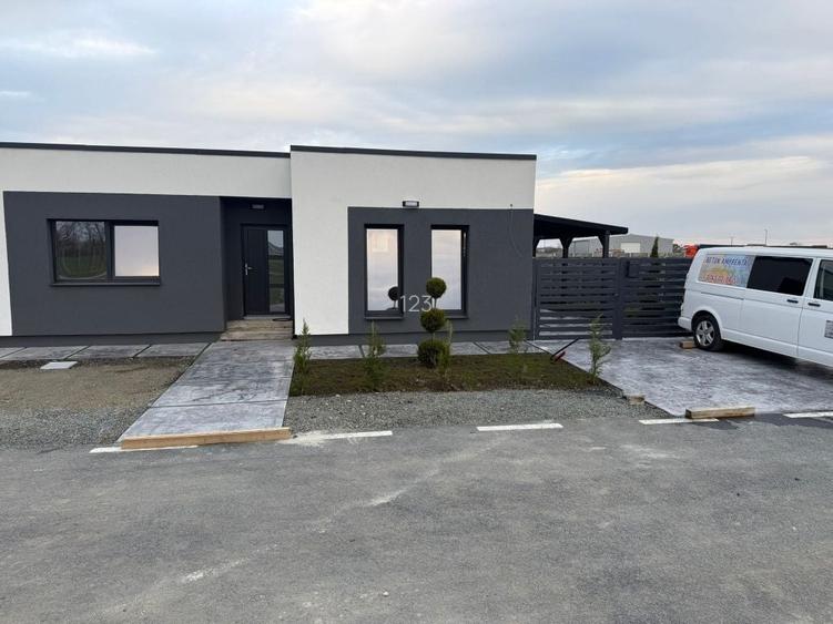 1/2 Duplex/Casa Remetea Mare