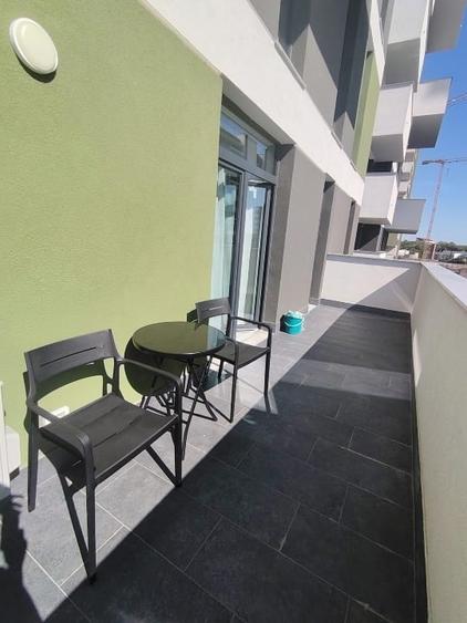 Apartament cu 2 camere decomandat în Torontalului