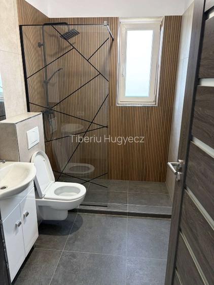 DUPLEX DE VÂNZARE ÎN SĂCĂLAZ MUTARE RAPIDĂ