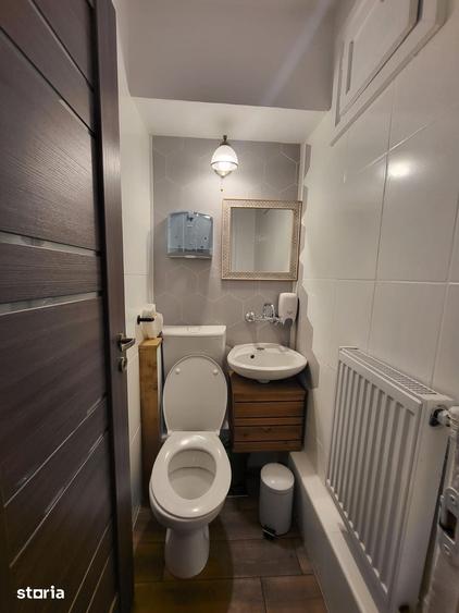 Spațiu comercial, de 20 mp, în Centrul Istoric
