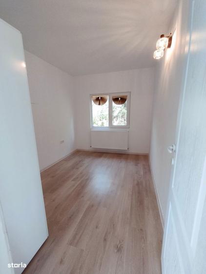Casă cu 3 camere cu Teren 700 Mp în Corbu