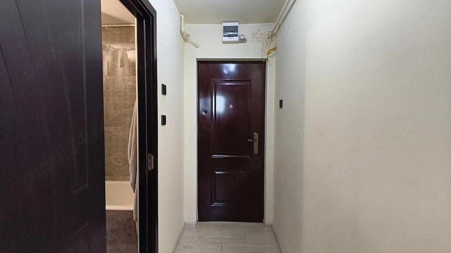 Apartament cu 2 camere decomandat în Micro 15