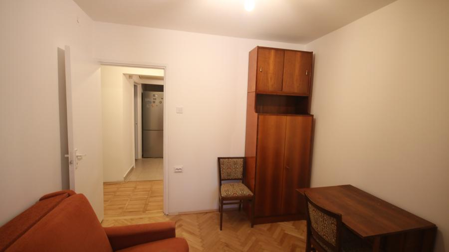 Apartament cu 4 camere decomandat în Șagului