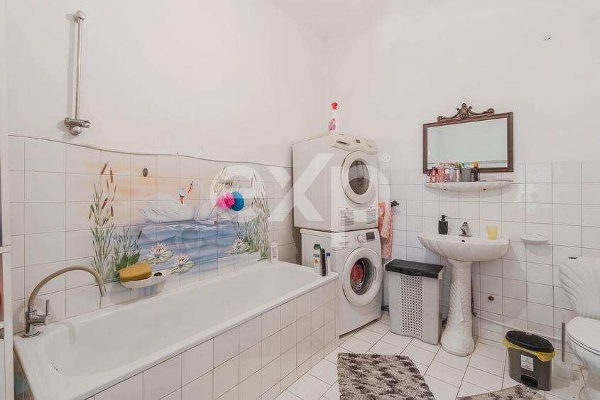 Casă individuală cu 3 camere cu Canalizare în Cantemir