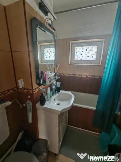 Apartament cu 2 camere semidecomandat în Casa de Cultură