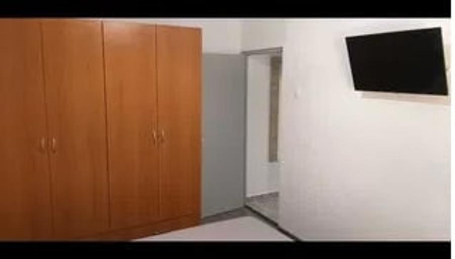 Apartament cu 3 camere decomandat, mobilat în Brâncoveanu