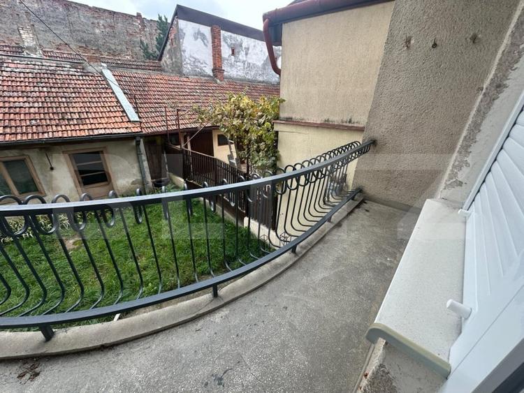 Apartament cu 4 camere decomandat în Titulescu
