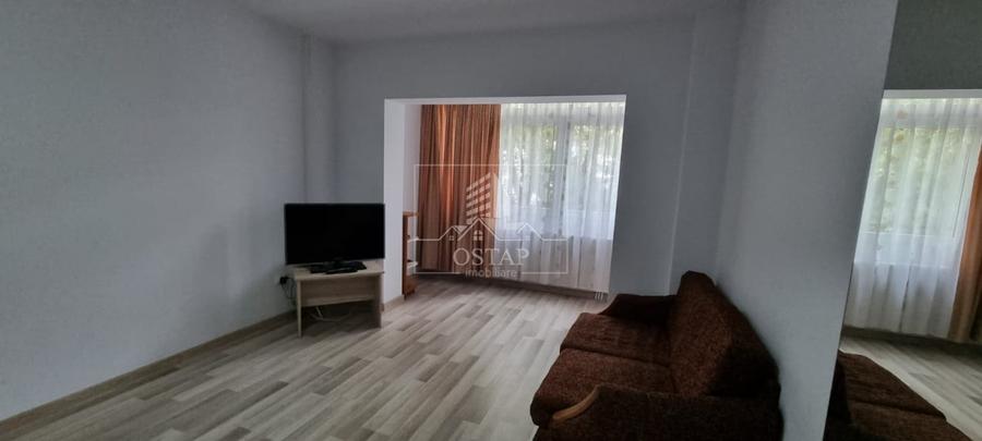 Apartament cu 3 camere decomandat, mobilat în 9 Mai