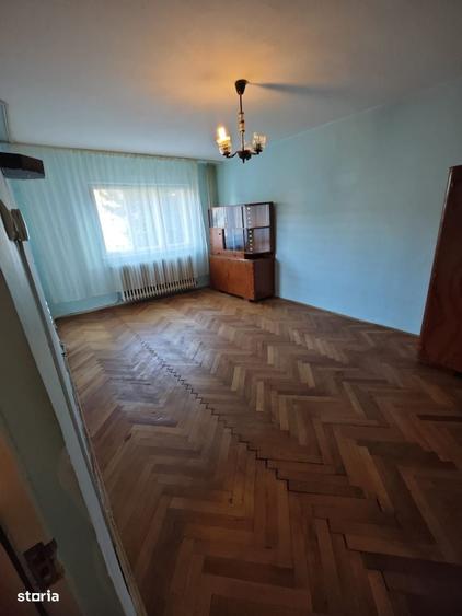 Apartament cu 2 camere decomandat în Cetate