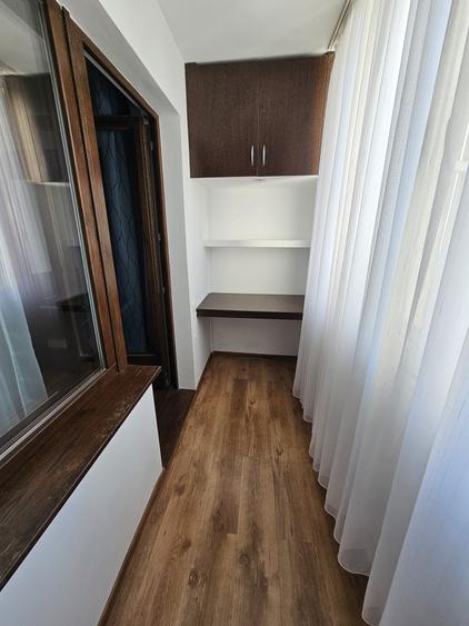 Apartament cu 3 camere decomandat în Budiu Mic