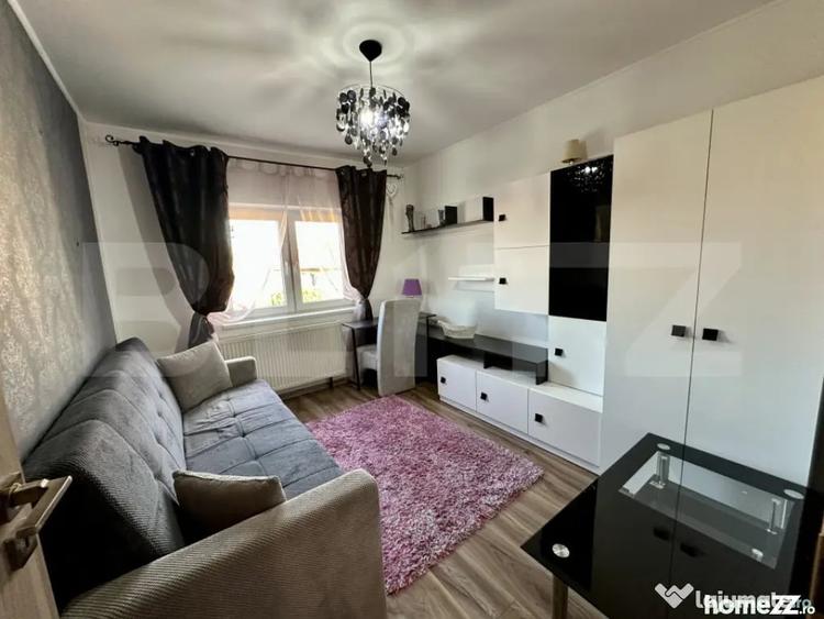Apartament cu 4 camere decomandat în Central