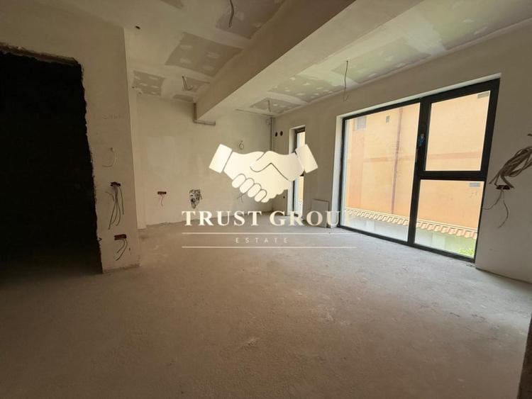 Apartament cu 2 camere semidecomandat în Băneasa