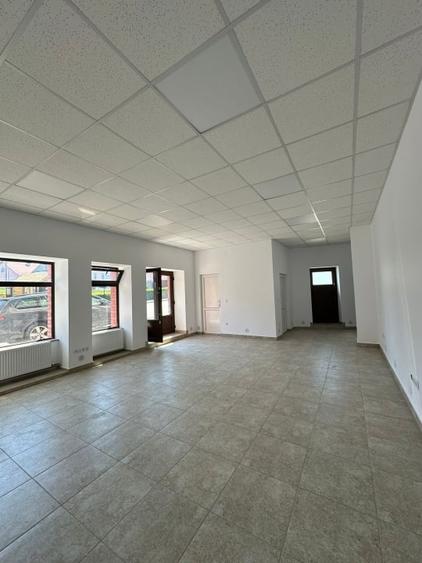 Spațiu comercial, de 90 mp, în Reghin