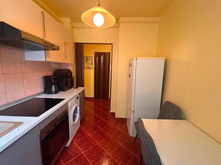 Apartament cu 2 camere semidecomandat în Central