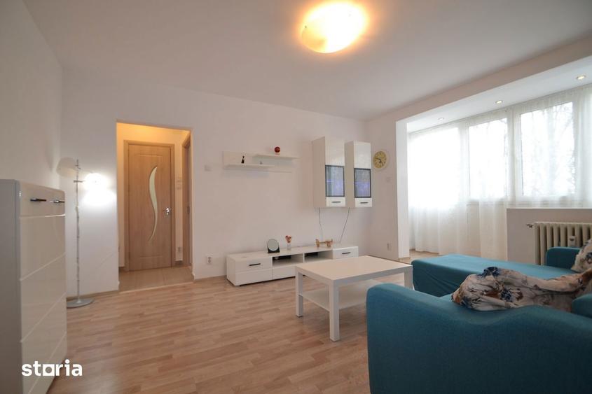Apartament cu 3 camere, mobilat în Drumul Taberei