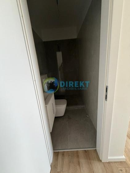 Apartament cu 3 camere decomandat în Decebal