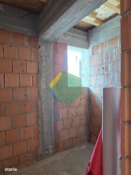 Casă cu 3 camere în Odăile