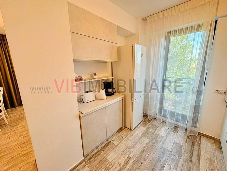 Apartament cu 2 camere decomandat în 1 Mai