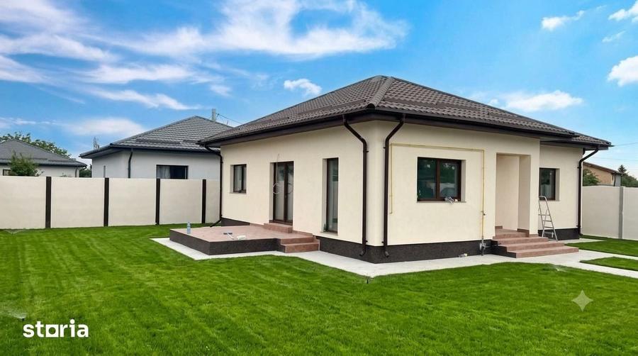 Casă cu 4 camere cu Teren 400 Mp în Clinceni