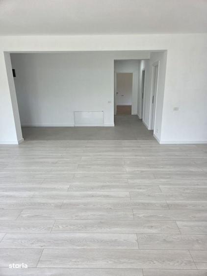 Casă cu 3 camere în Colțirea