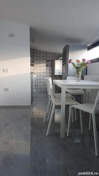 Apartament cu 2 camere decomandat în Valu lui Traian