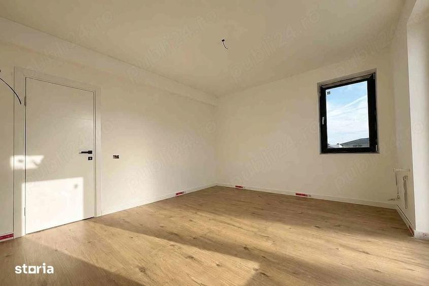 Casă cu 4 camere în Odăi