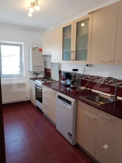 Apartament cu 3 camere decomandat în Mihai Eminescu