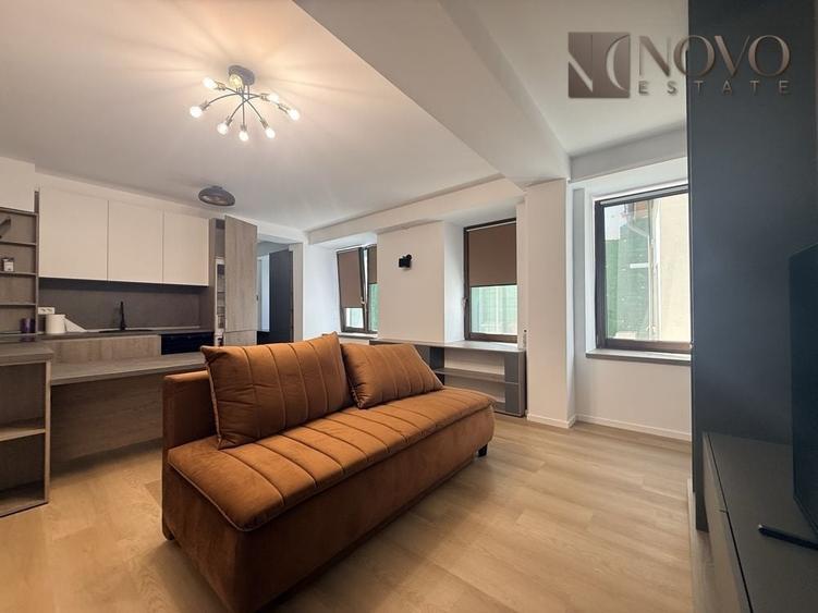 Apartament cu 2 camere decomandat, mobilat în P-ța Victoriei